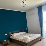 Maniva Bed & Breakfast 3*