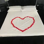 Maniva Bed & Breakfast