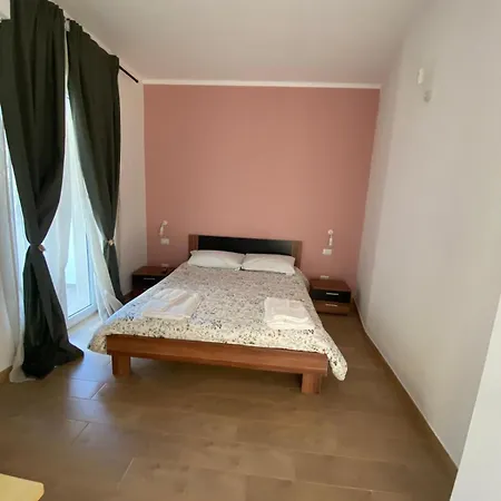 Bed & Breakfast Maniva